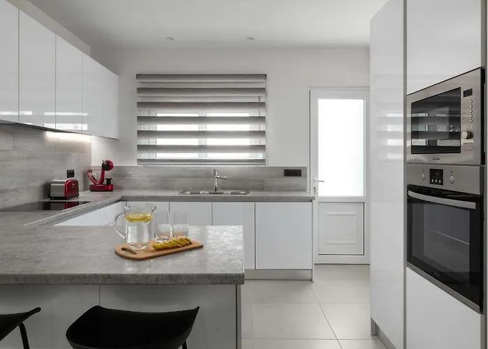 Kallia Sea Breeze - 3 Bedroom Appartement *