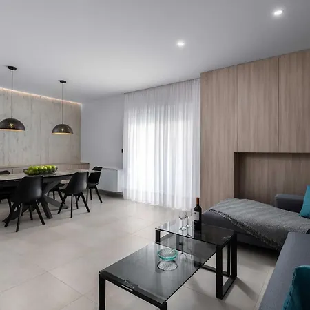 公寓 Kallia Sea Breeze - 3 Bedroom Rhodes City